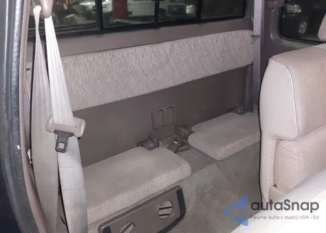 1999 Toyota Tacoma из США, поврежденный, VIN 4TAVL52N7XZ404319